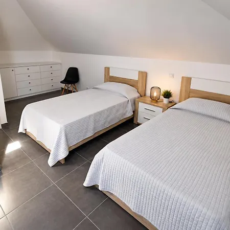 Apartment T1 Centre Paddy's Ii
